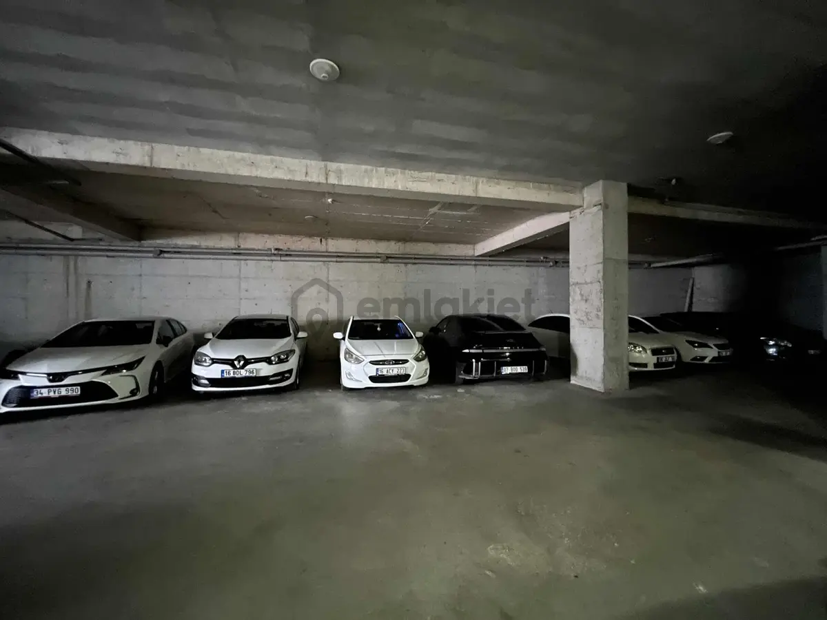 Beşevlerde Panoramik Manzaralı 155 M² Prestijli Ofis - 15