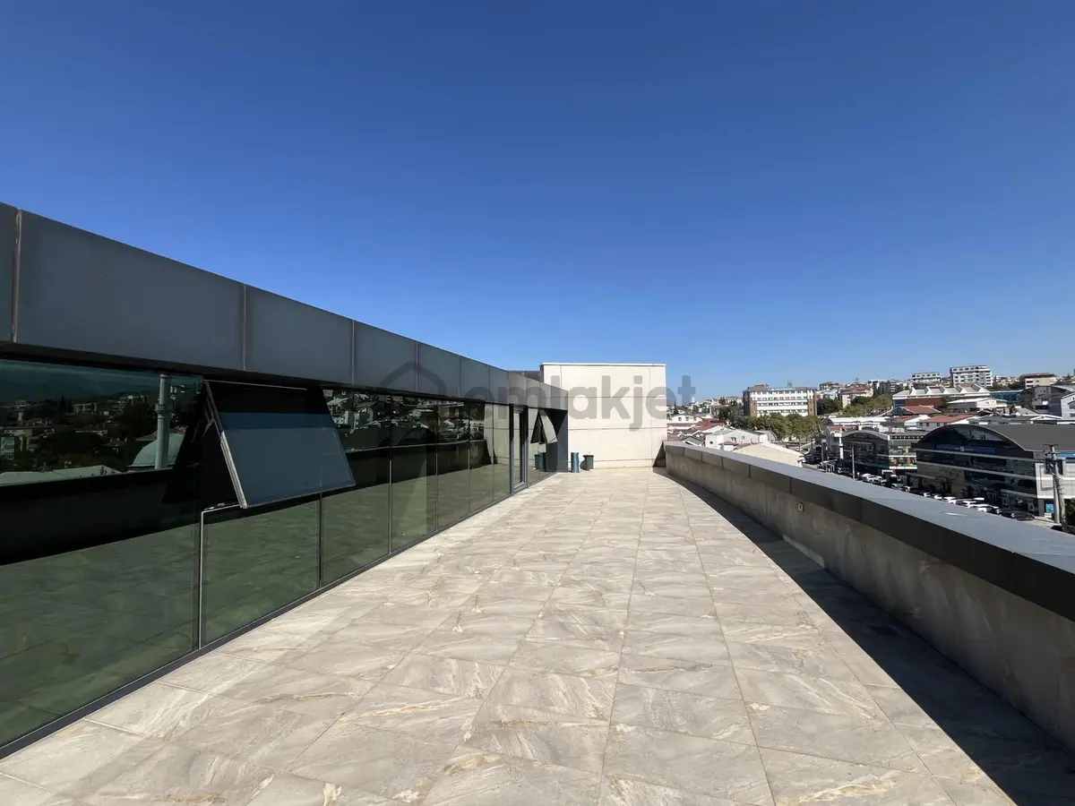 Beşevlerde Panoramik Manzaralı 155 M² Prestijli Ofis - 13