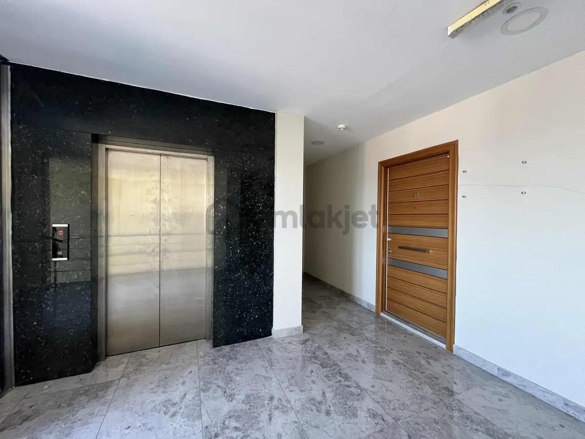 Beşevlerde Panoramik Manzaralı 155 M² Prestijli Ofis - 4