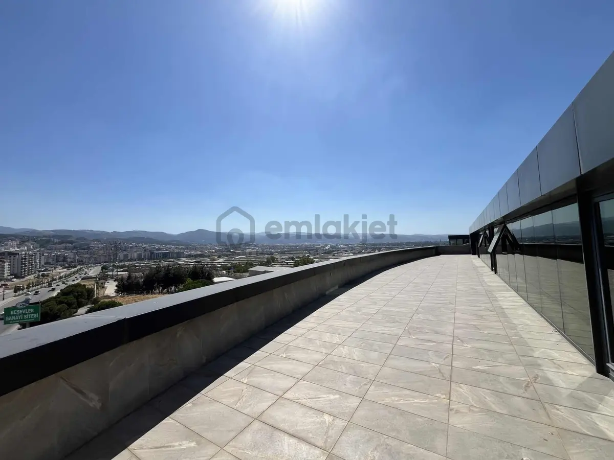 Beşevlerde Panoramik Manzaralı 155 M² Prestijli Ofis - 12