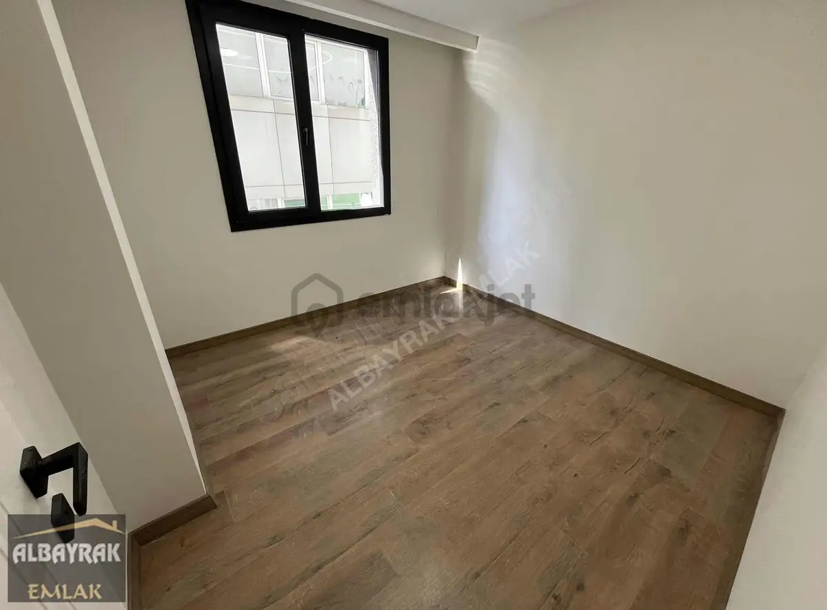 Albayraktan 3+1/ultra Lüks/e.banyo/açk-kap Otoprk./sıfır - 22