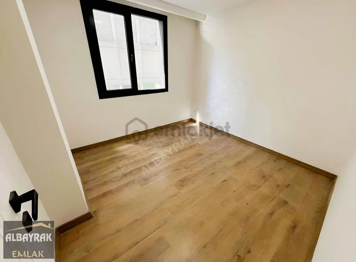 Albayraktan 3+1/ultra Lüks/e.banyo/açk-kap Otoprk./sıfır - 17