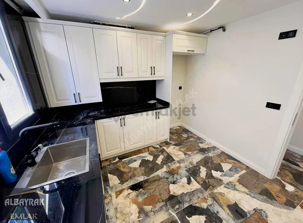 Albayraktan 3+1/ultra Lüks/e.banyo/açk-kap Otoprk./sıfır - 8