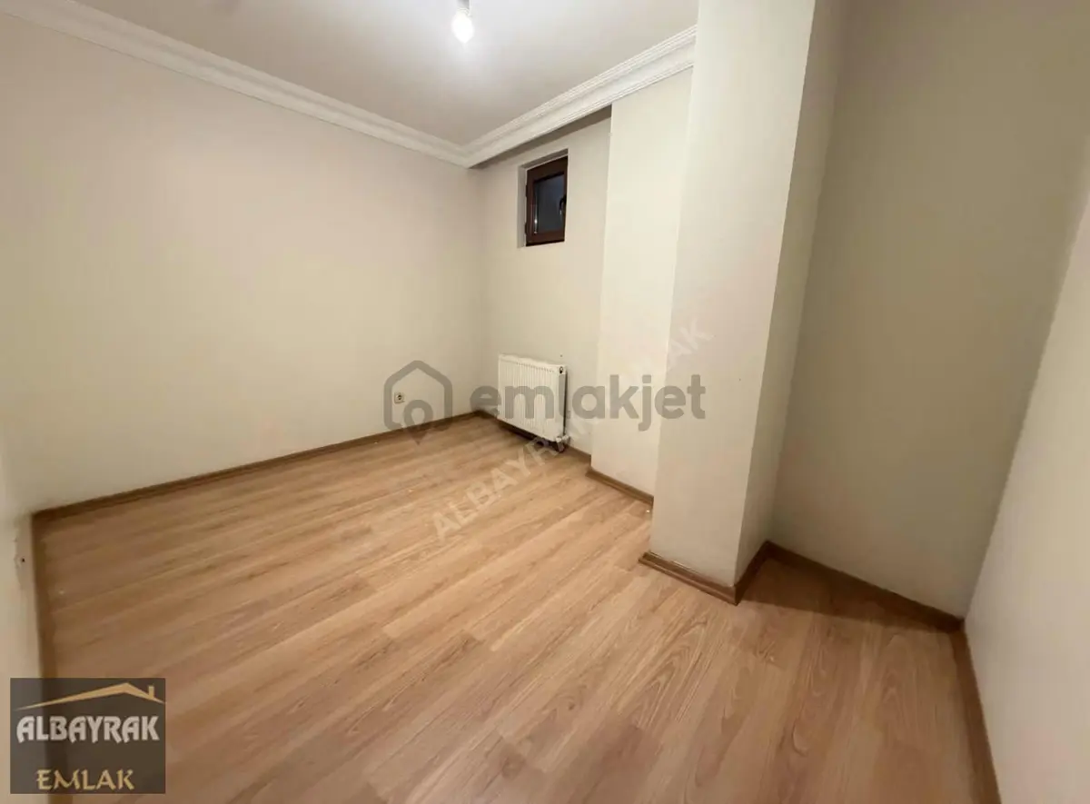 Albayrak Emlaktan Metro Yakın Kullanışlı Yeni Bınada Daire - 6