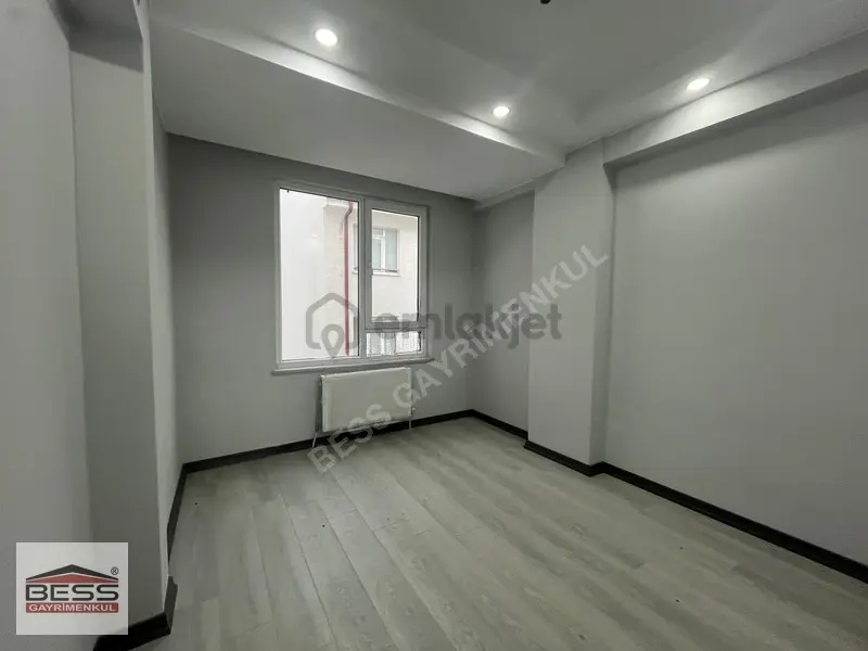 Bess'den Sütlüce Mah. Uluzafer Caddesi Üzeri Satılık 1+1 Daire - 13