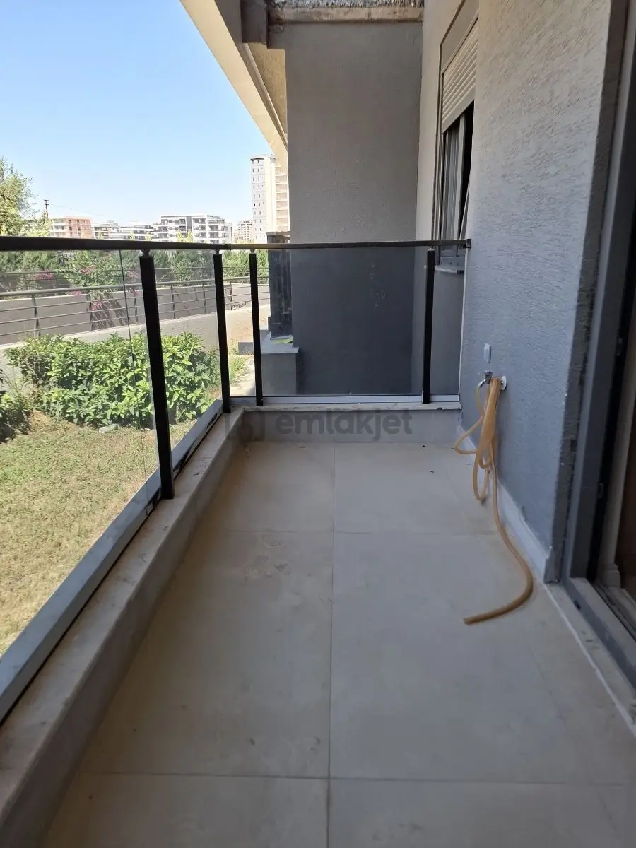 Altıntaş'ta Satılık 1+1 Lüks Daire (bahçeli) - 9
