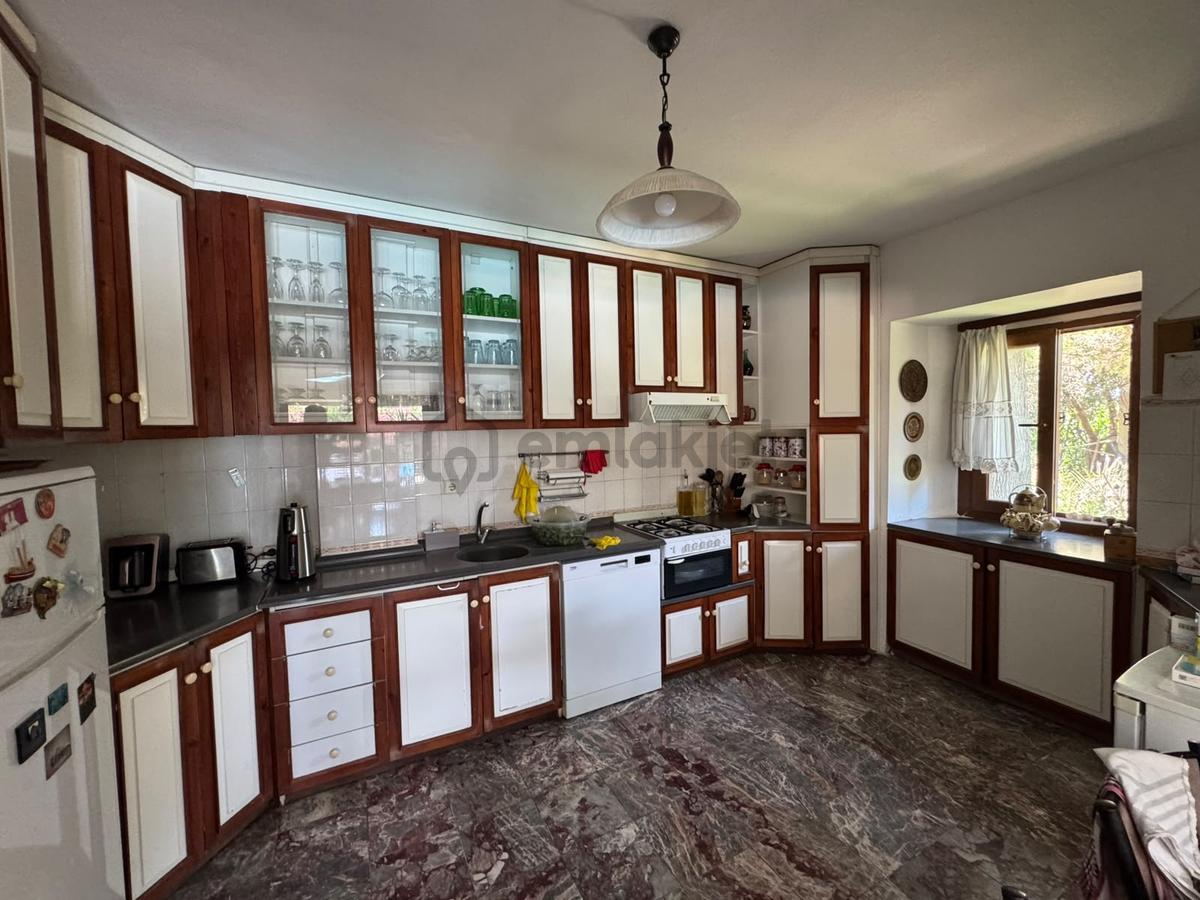 Muğla Milas'da Geniş Arsa İçinde Satılık Müstakil Villa - 18