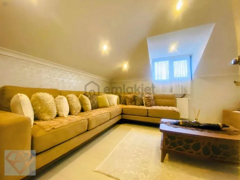 Ahmetyesevi Mah.satılık 4+1 Ful Kredili Üst Dubleks Daire - 29