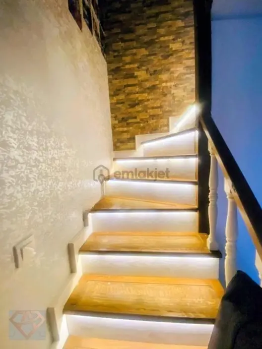 Ahmetyesevi Mah.satılık 4+1 Ful Kredili Üst Dubleks Daire - 27