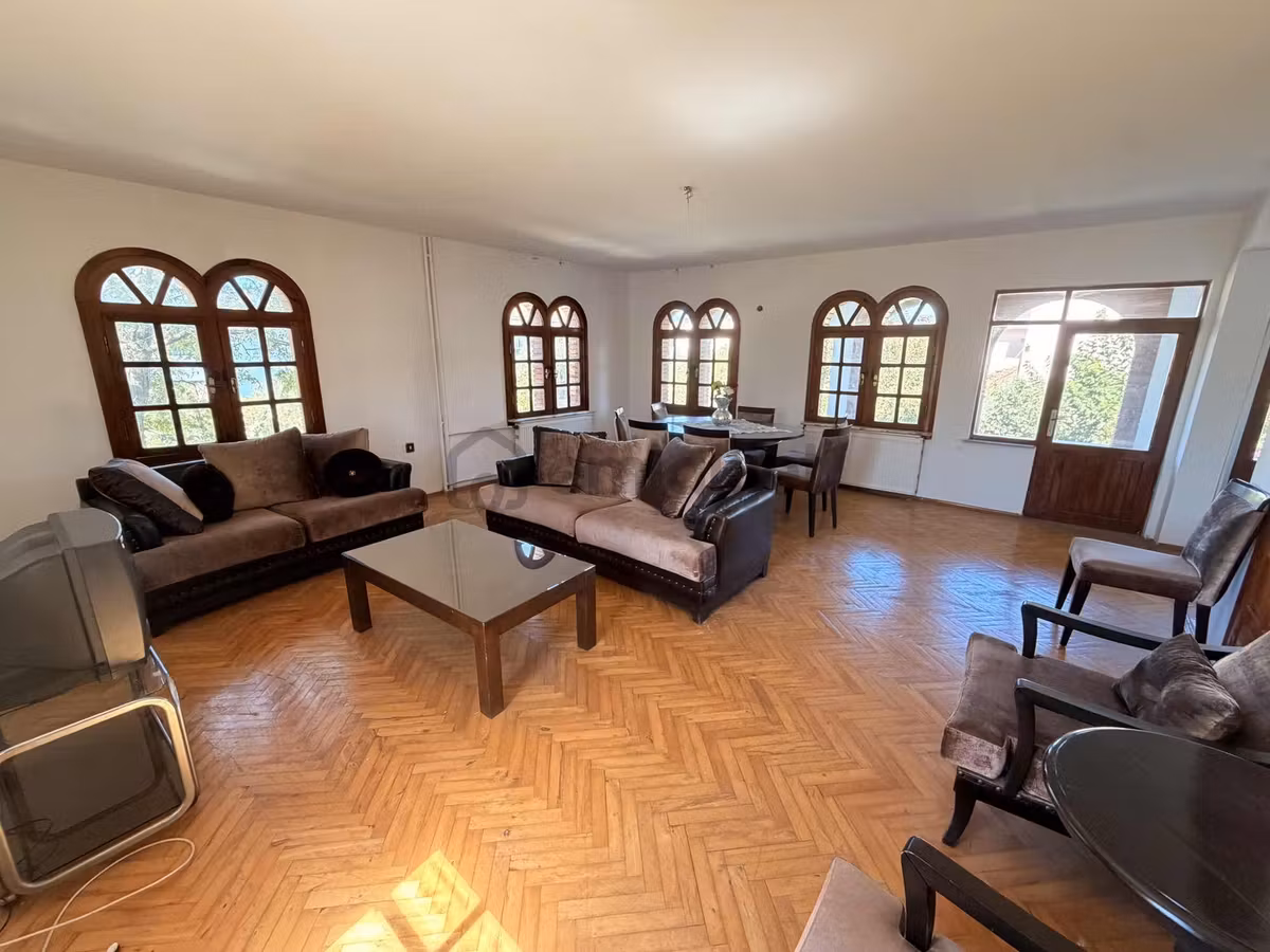 Gemsazda Denize 250 Metre 624 M² Arsa İçinde 3 Katlı Villa - 30