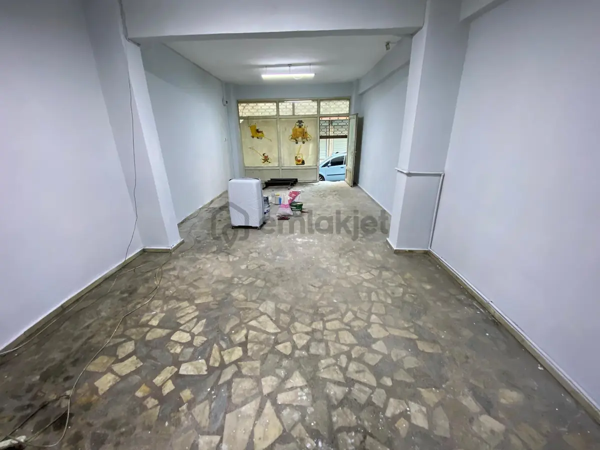 Başokur'dan Bağcılar Göztepe Mahallesi Giriş Dükkan - 3