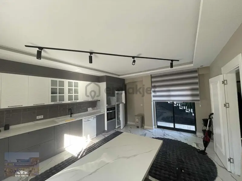 Yaylacık'ta Kiralık 4+2 Tripleks Eşyalı Villa - 9