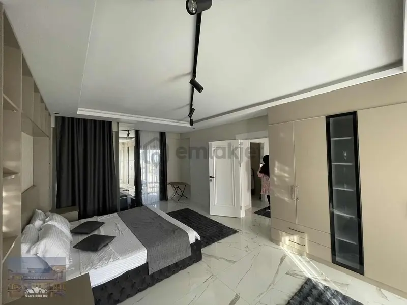 Yaylacık'ta Kiralık 4+2 Tripleks Eşyalı Villa - 21