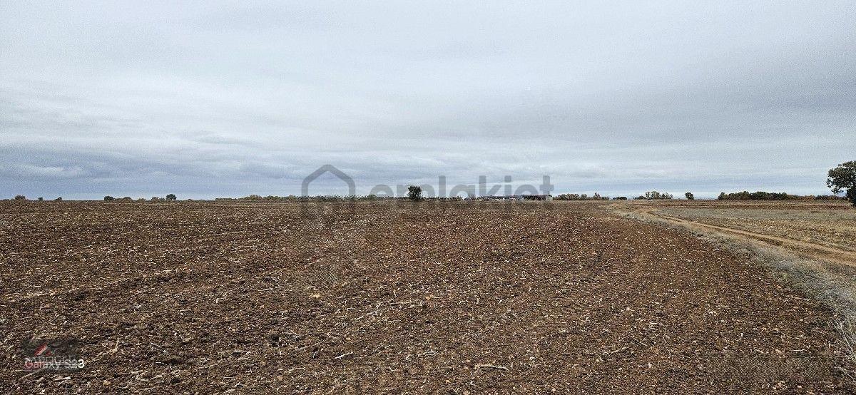 Sütlüçe Köyün'de 2.542 M2 Satılık - 29