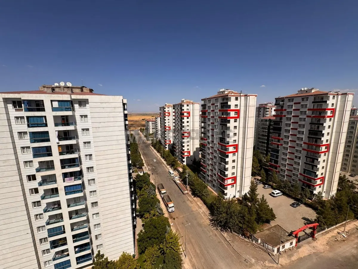 Fabrika Mahalesinde 3+1 Ful Yapılı Daire - 14