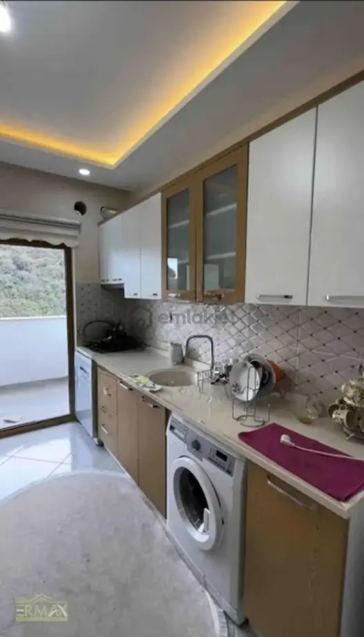 Yomra Tokilerde Kiralık 2+1 Eşyalı Daire - 4