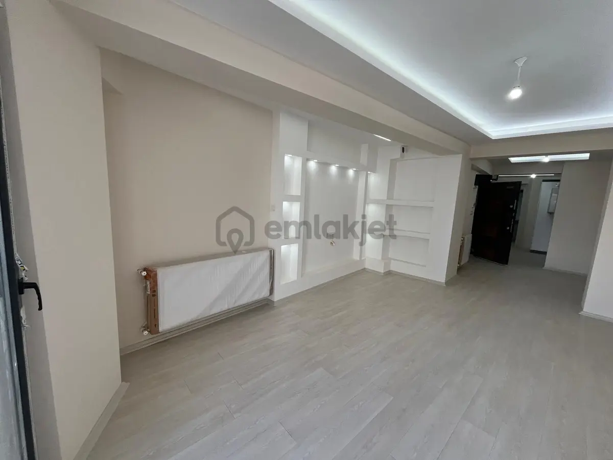 Cadde Üzerinde Sıfır 2+1 Asansörlü Otoparklı - 17