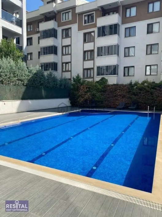 Balat'da Havuzlu 3+1 125 M2 Kiralık Daire - 2
