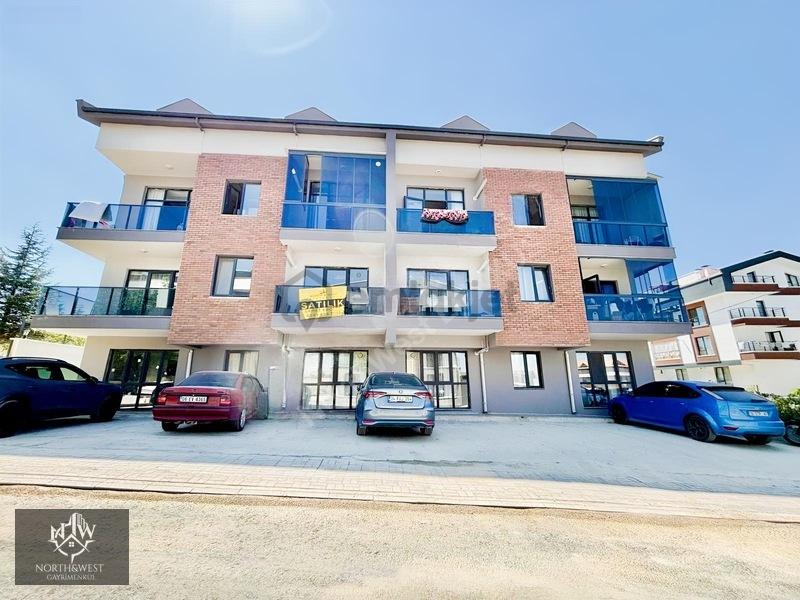 Fırsat Eksiksiz İncek'te Ara Kat Ön Cephe Satılık 1+1 Daire - 32