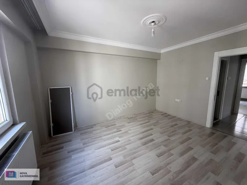Migros Kavşağı Yakını, Kiralık 3+1 Daire, 110m², Ebeveyn B. - 25