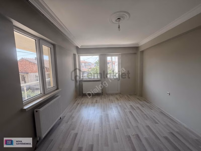 Migros Kavşağı Yakını, Kiralık 3+1 Daire, 110m², Ebeveyn B. - 24