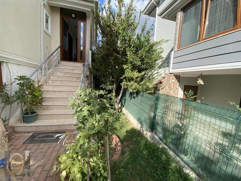Roma' Dan Yenikent 2 Sitesinde Satılık Villa - 25