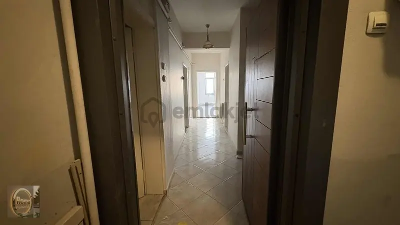 Roma' Dan Cuma Mahallesi' Nde Kiralık Daire - 2