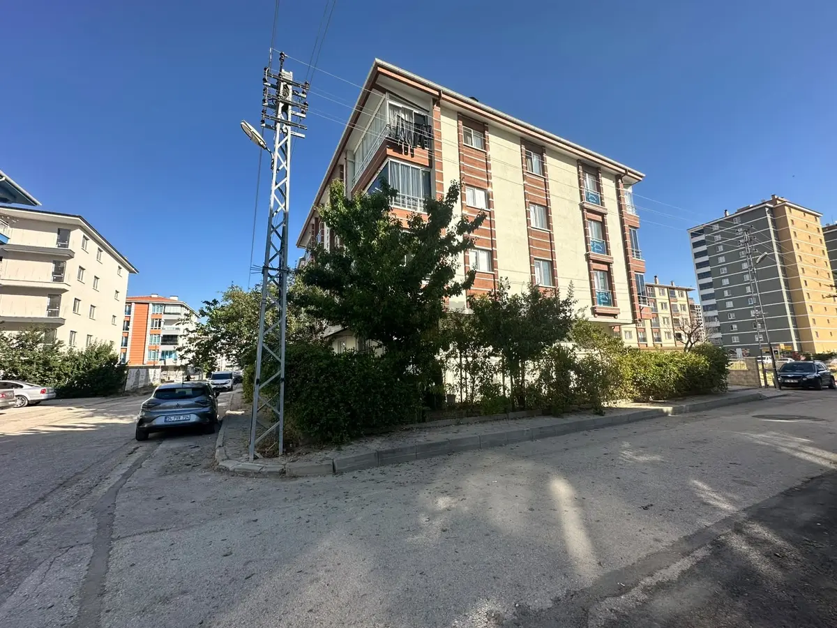 Yenikent Mendereste Yüksek Giriş Kiralık Daire - 14