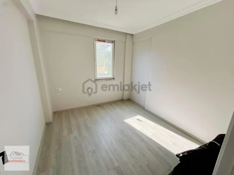 Tuana Emlak'tan Toparlar'da Giriş Kat 1+1 Satılık Daire - 10