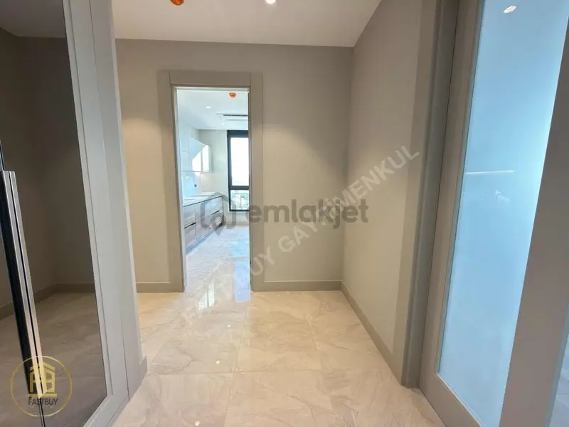 Evora İzmir Deniz Manzaralı Satılık 4+1 Müştemilatlı Daire - 2