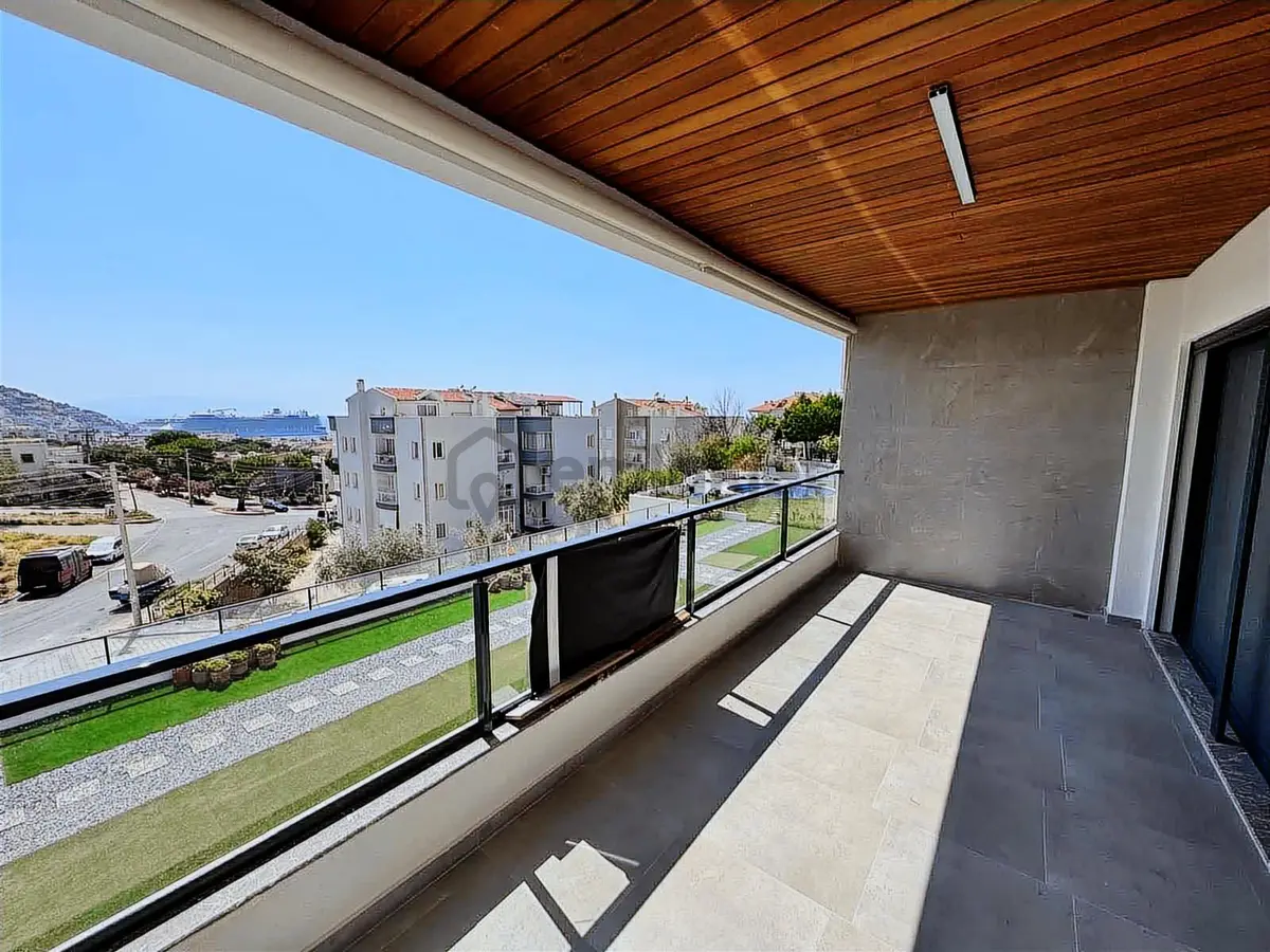 Marina' Da Lüks Rezidansda Deniz Manzaralı 3+1 Daire ! - 5