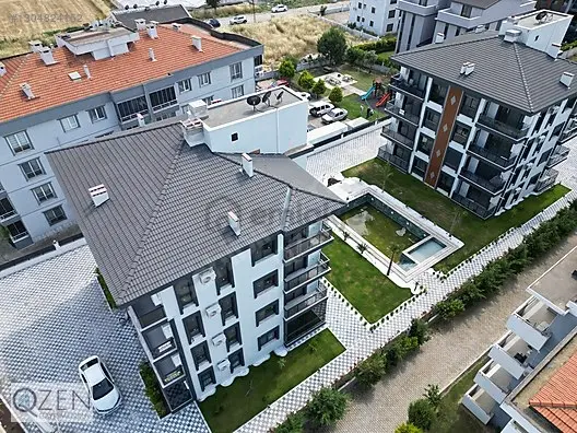 Q'zen Den Havuzlu Site İçerisinde Son 135 M2 3+1 - 6