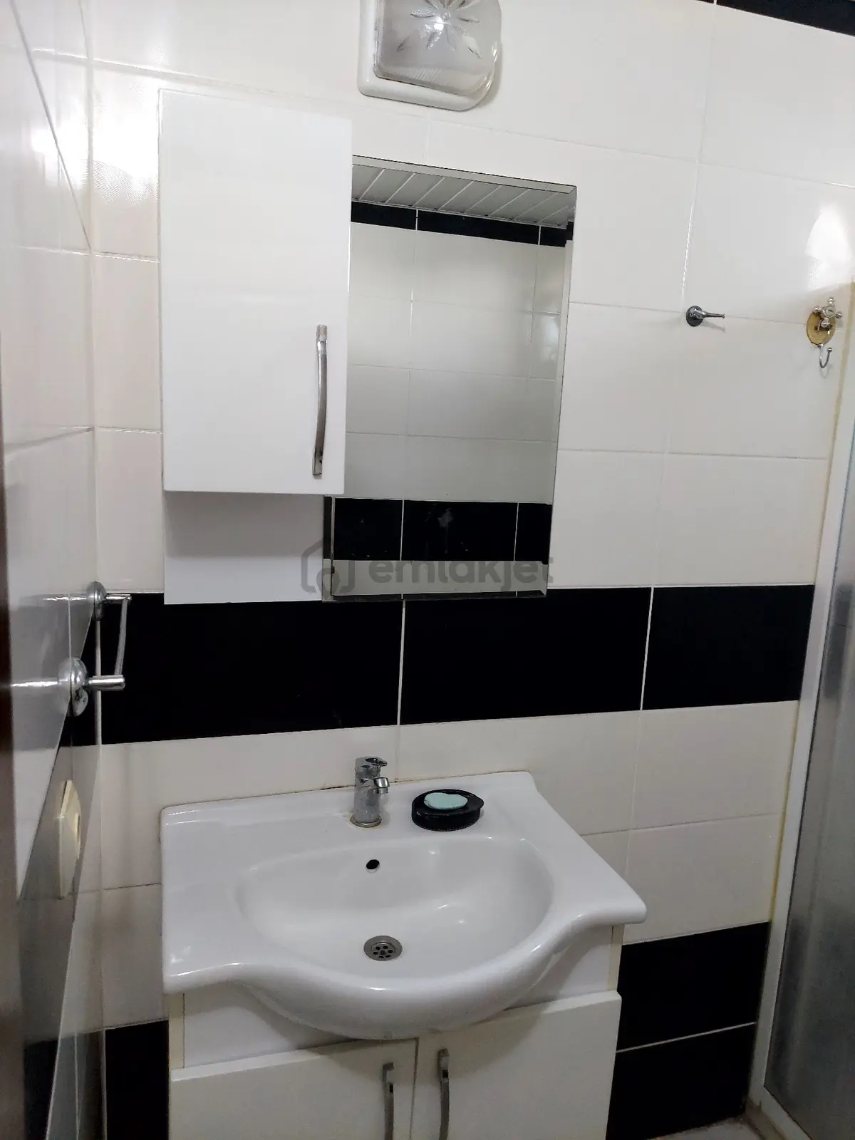 Sahibinden Üniversite Cad.eşyalı Kiralık 1+1 Daire - 29