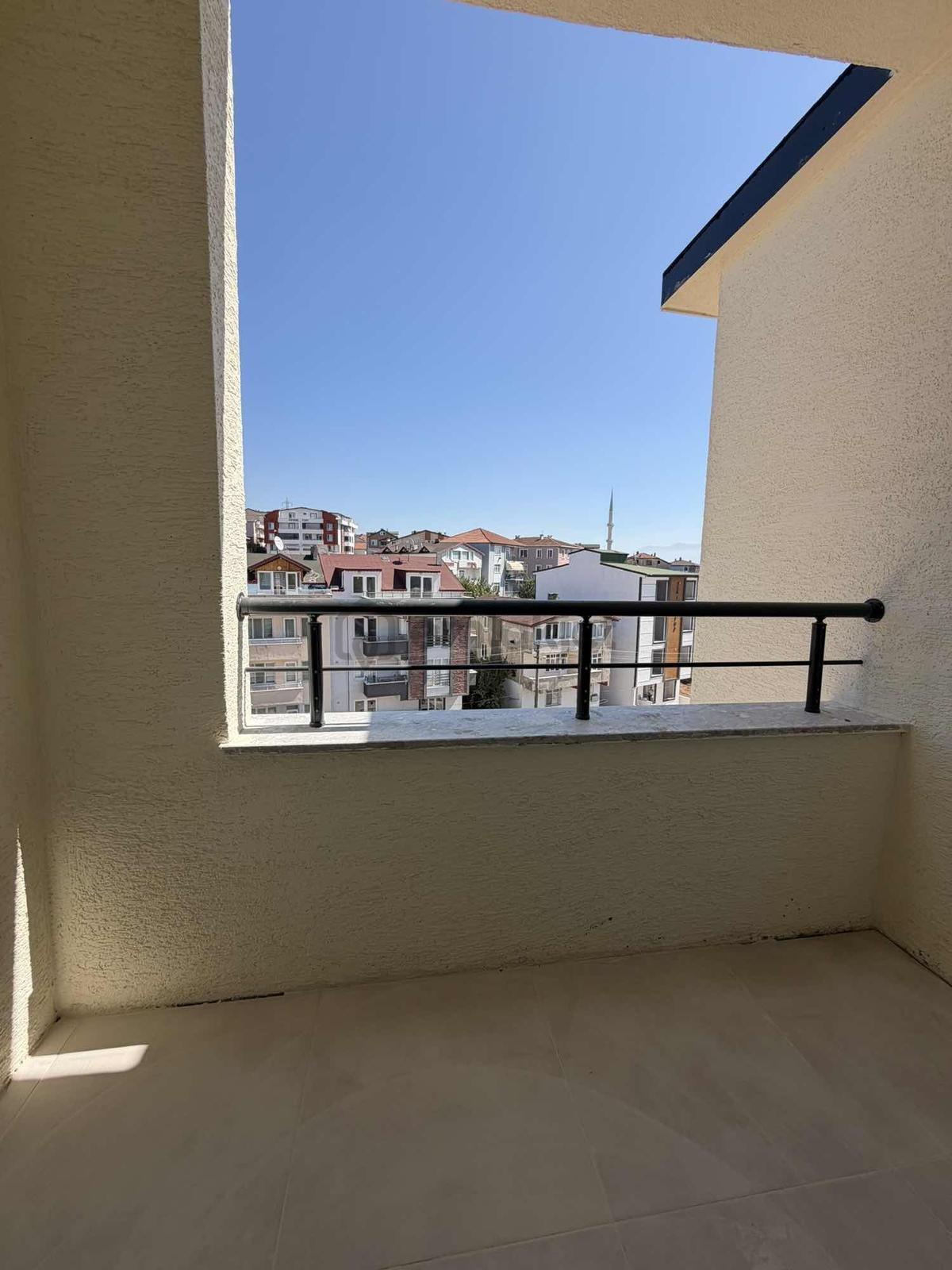 Satılık Derince Çınarlı Da 4+1 225 M2 Geniş Ebeven Banyolu Daire - 8