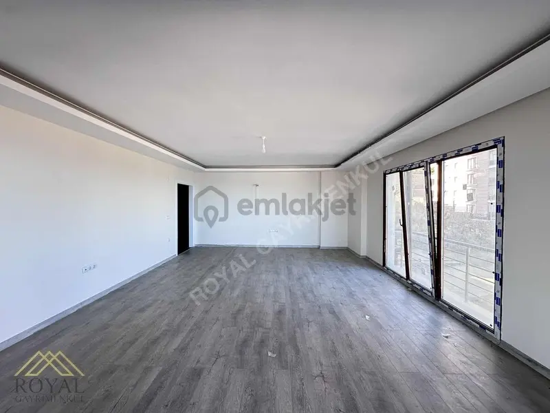 Yalıncak'ta Satılık 4+1 Fırsat Daire - 23