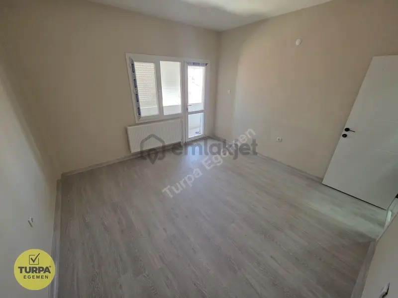 Karşıyaka Bahariye'de Tadilatlı, Geniş 2+1 Satılık Daire - 20