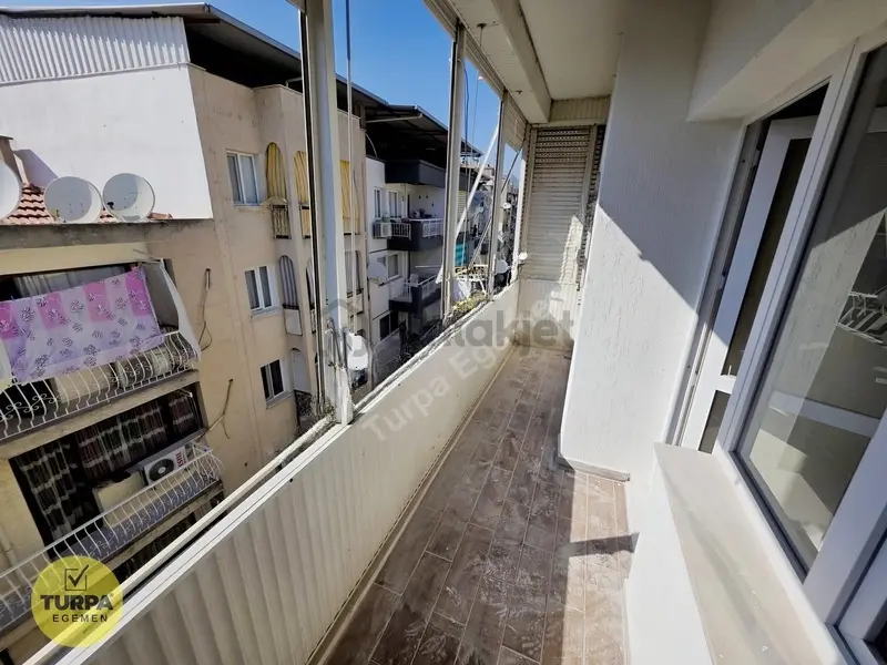 Karşıyaka Bahariye'de Tadilatlı, Geniş 2+1 Satılık Daire - 28