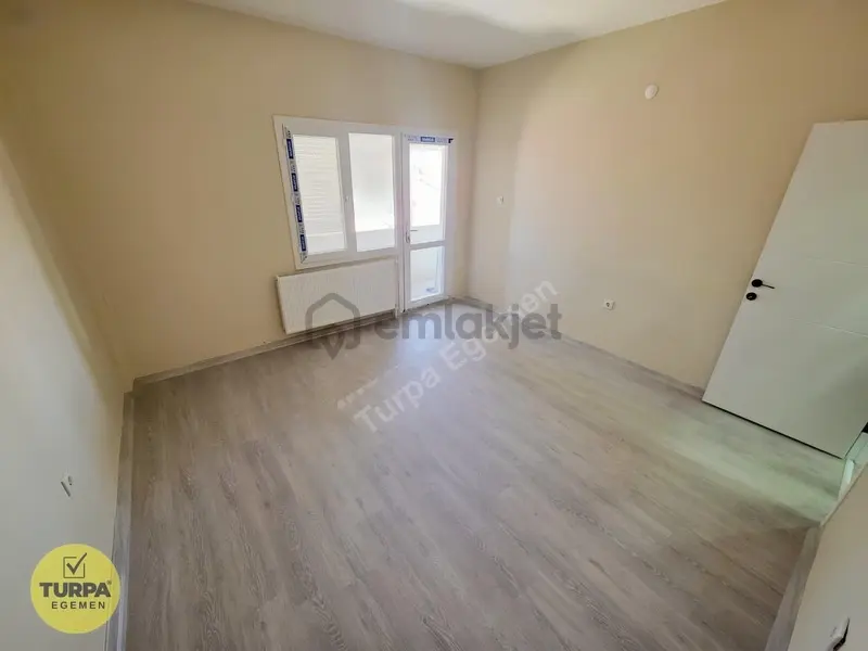 Karşıyaka Bahariye'de Tadilatlı, Geniş 2+1 Satılık Daire - 19