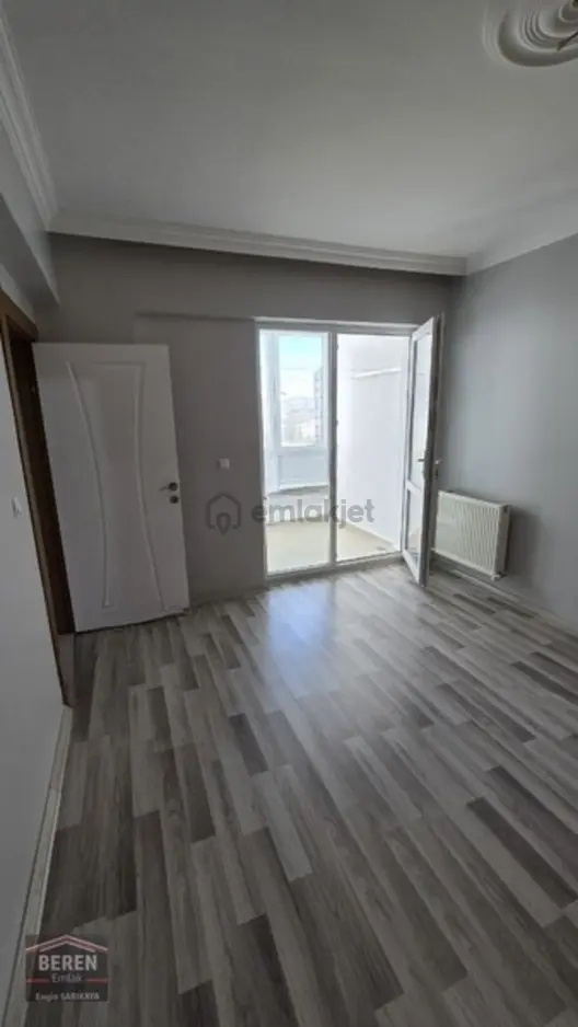 İnönü Mah. Site İçerisinde Kiralık Ara Kat 3+1 Daire - 16
