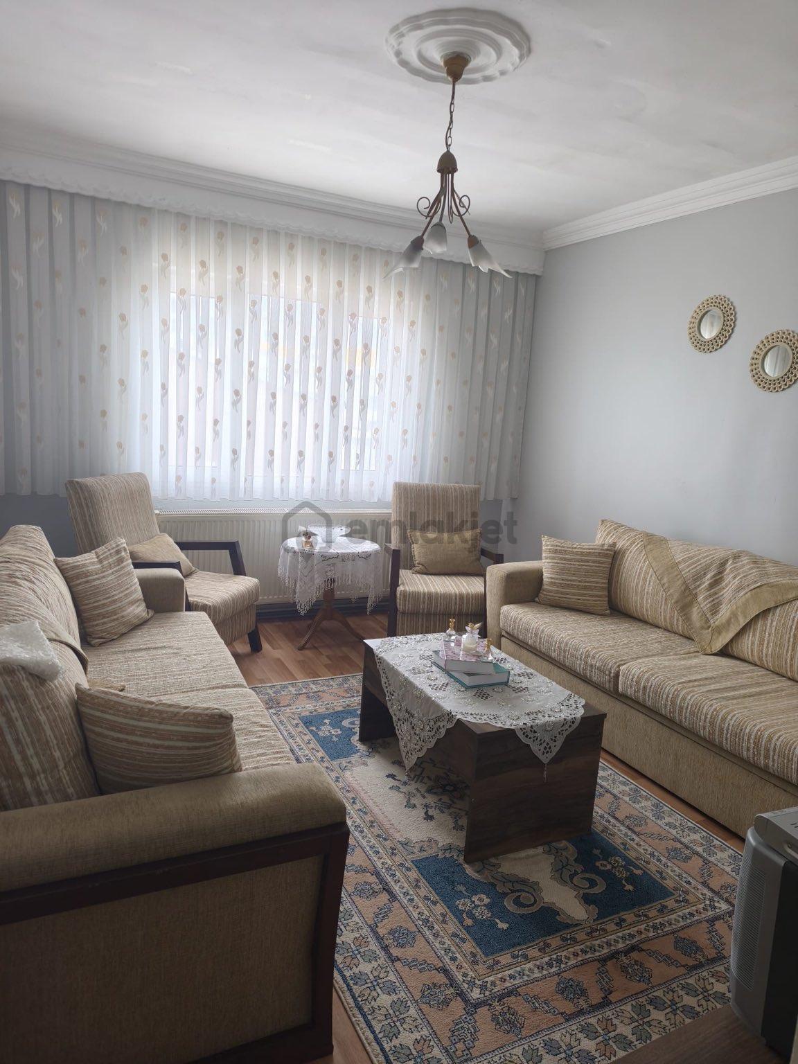 Zaferyapıdan Bekara Aileye Eşyalı Site Içınde Kiralık Daire 4.kat 2+1 90m2 Asansörlü Uğurmumcu Mh