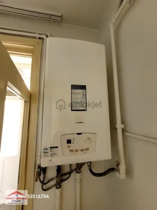 İhsaniye Mah. Arakat Asansörlü Oldukça Bakımlı 3+1 Daire - 22