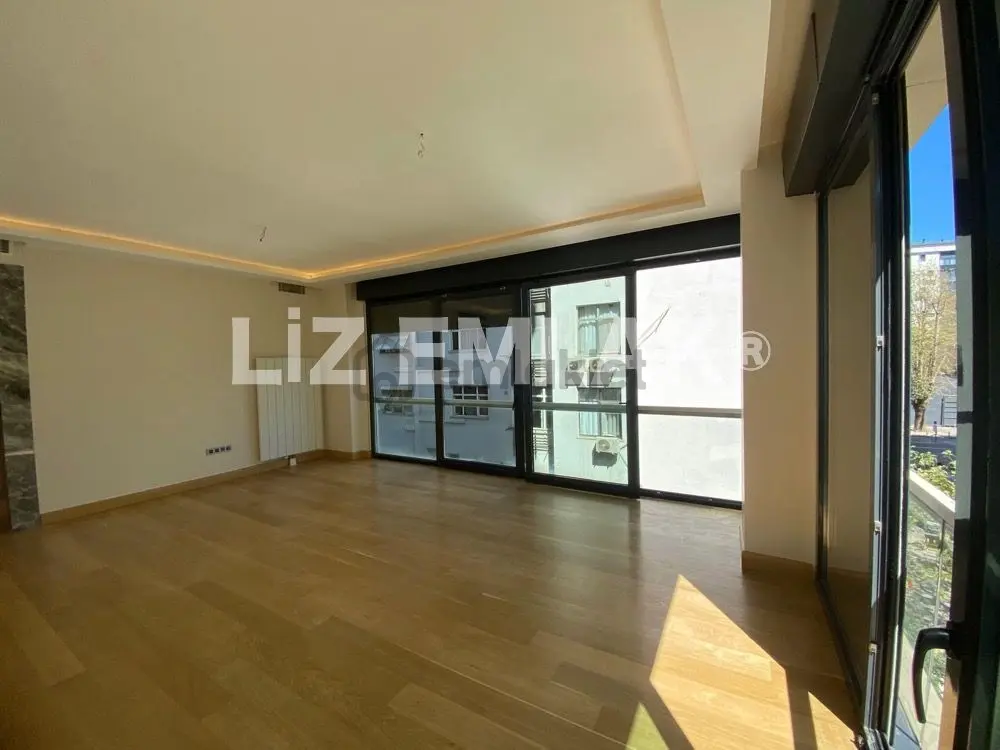Suadiye Bağdat Cd. Altında 3+1 135 M2. Ebeveynli Satılık Daire - 5