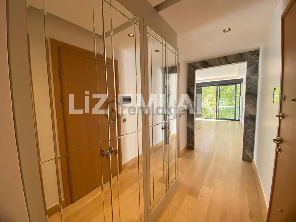 Suadiye Bağdat Cd. Altında 3+1 135 M2. Ebeveynli Satılık Daire - 12