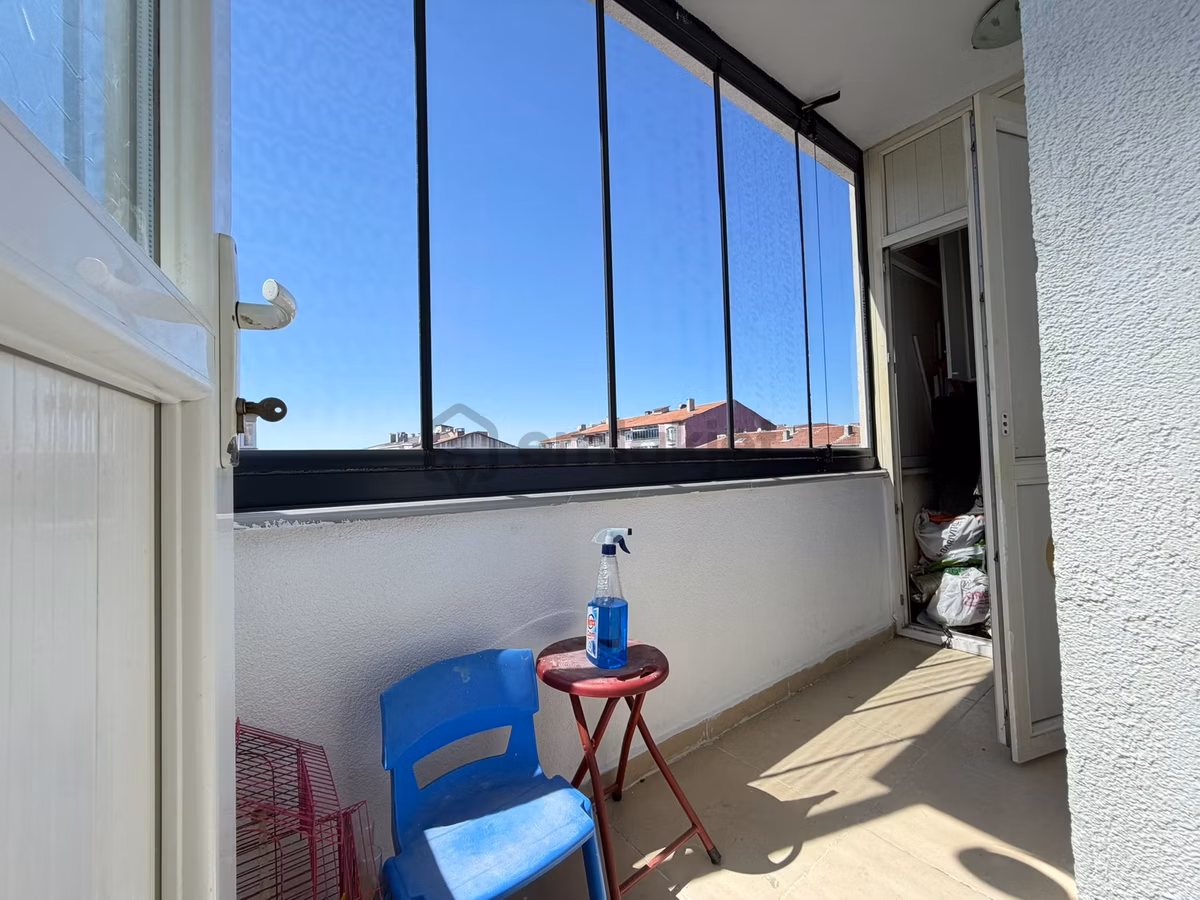 Kapaklının Kalbinde İskanlı Ön Cephe Ara Kat Kupon 2+1 Daire - 11
