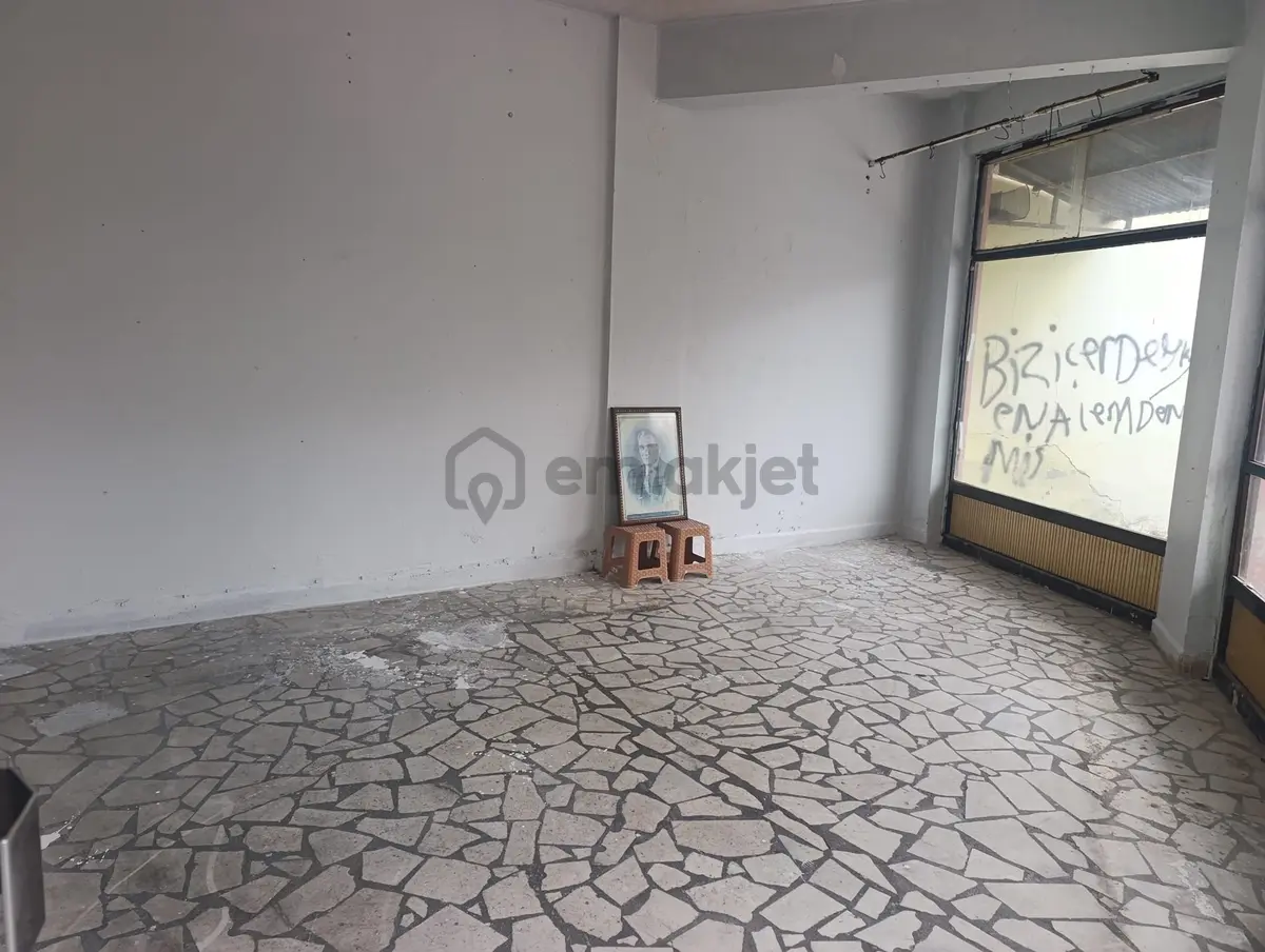 Yenişehir Merkez Koşe Dükkan - 9
