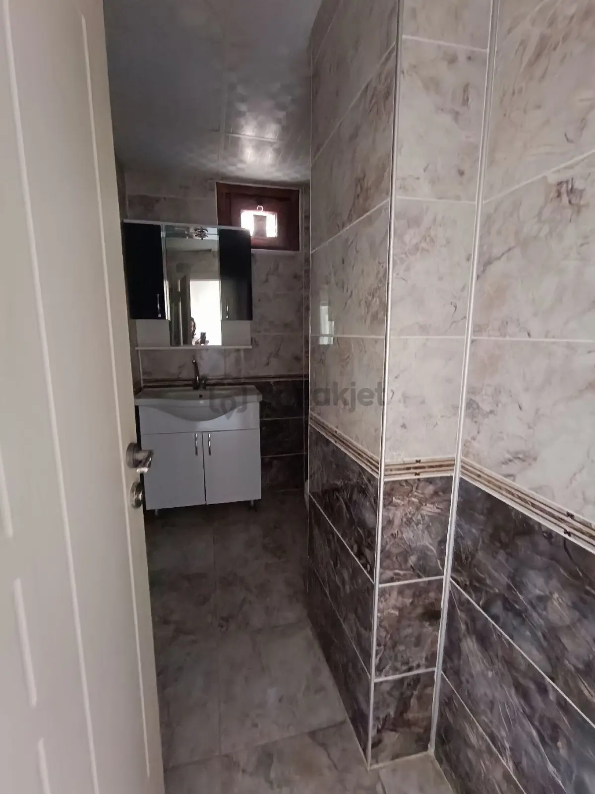 Kavaklı'da Kiralık 3+1 Daire - 5