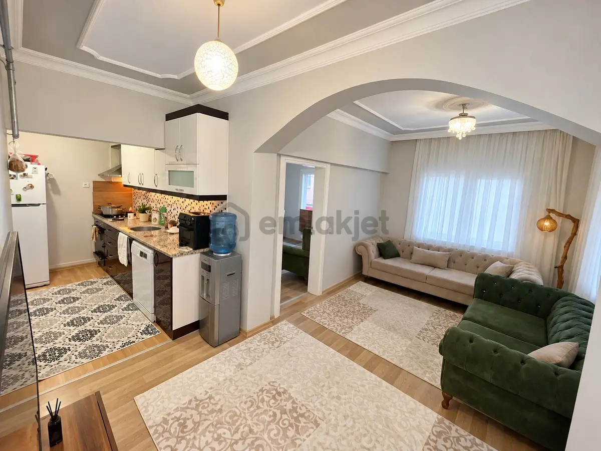 Bornova Çamdibi'nde | Tadilatlı | 30 M² Teraslı | Kat Mülkiyetli - 4
