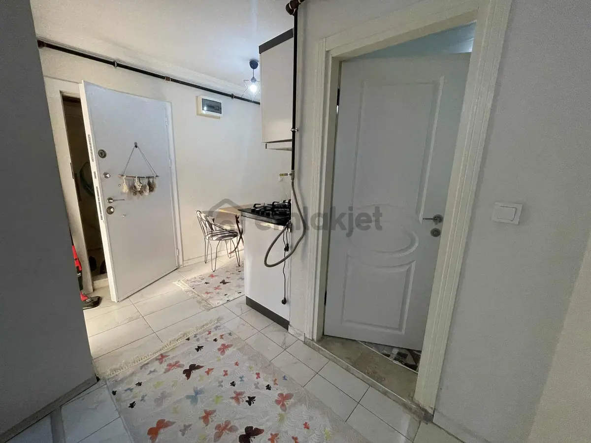 Merkezde Kiralık Apart; 1+1 Geniş - 8