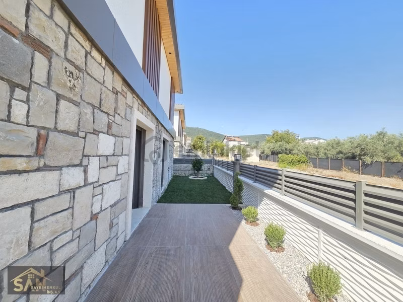 Urla Çeşme Altında Kiralık 3+1 Lux Villa - 9