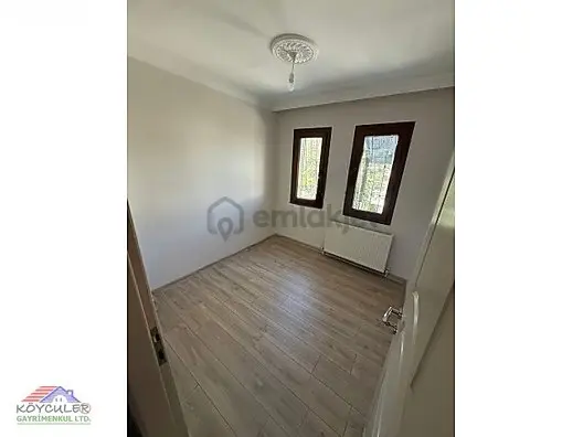 Foçada Denize 50 Metre Mesafede Full Tadilatlı 3+1 Satılık Villa - 10